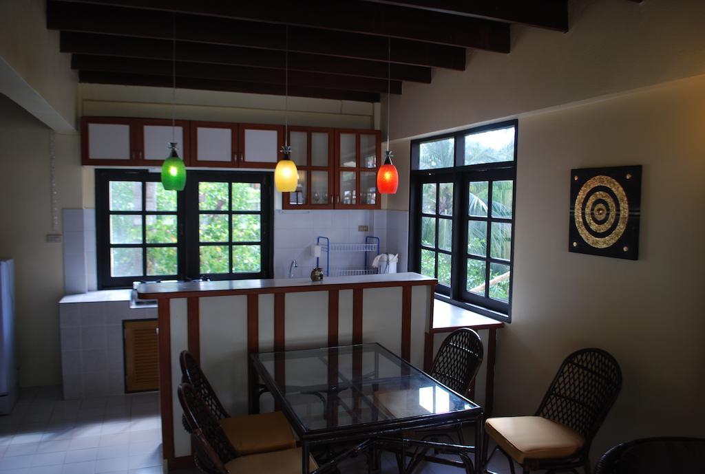 Sunset Apartment Phuket Patong Rum bild