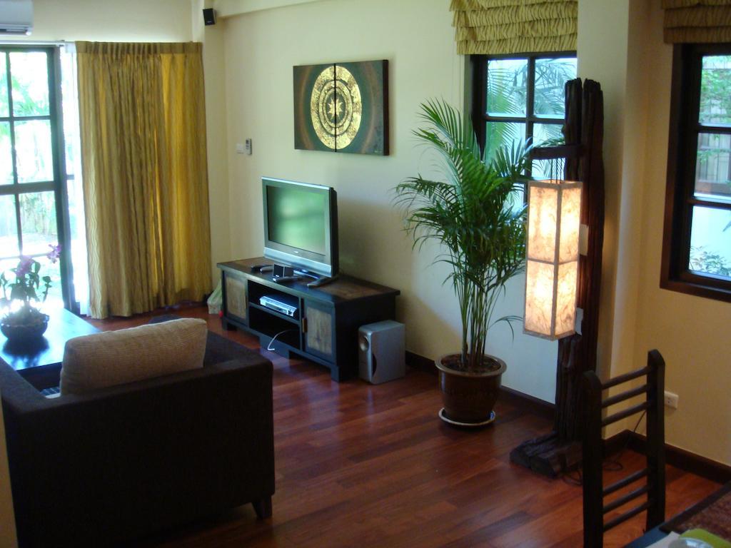 Sunset Apartment Phuket Patong Exteriör bild